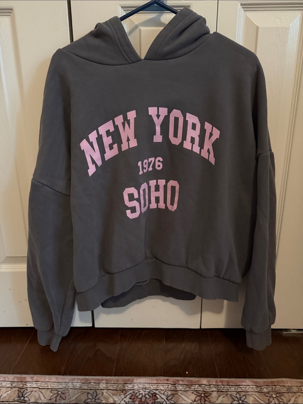 Soho New York Graphic Hoodie Sweater - Gray with Pink Print